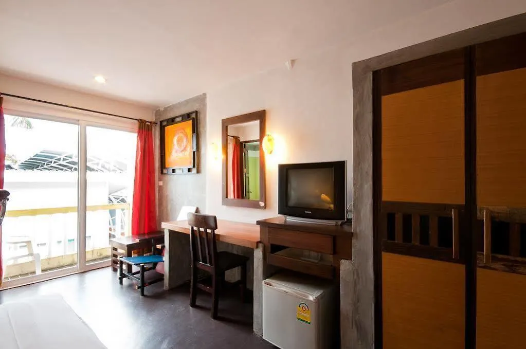 Pp Insula Hotel Phi Phi Don Guest house